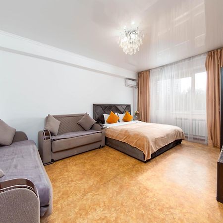 Apartment Оn Makatayeva 5 B Almaty Luaran gambar